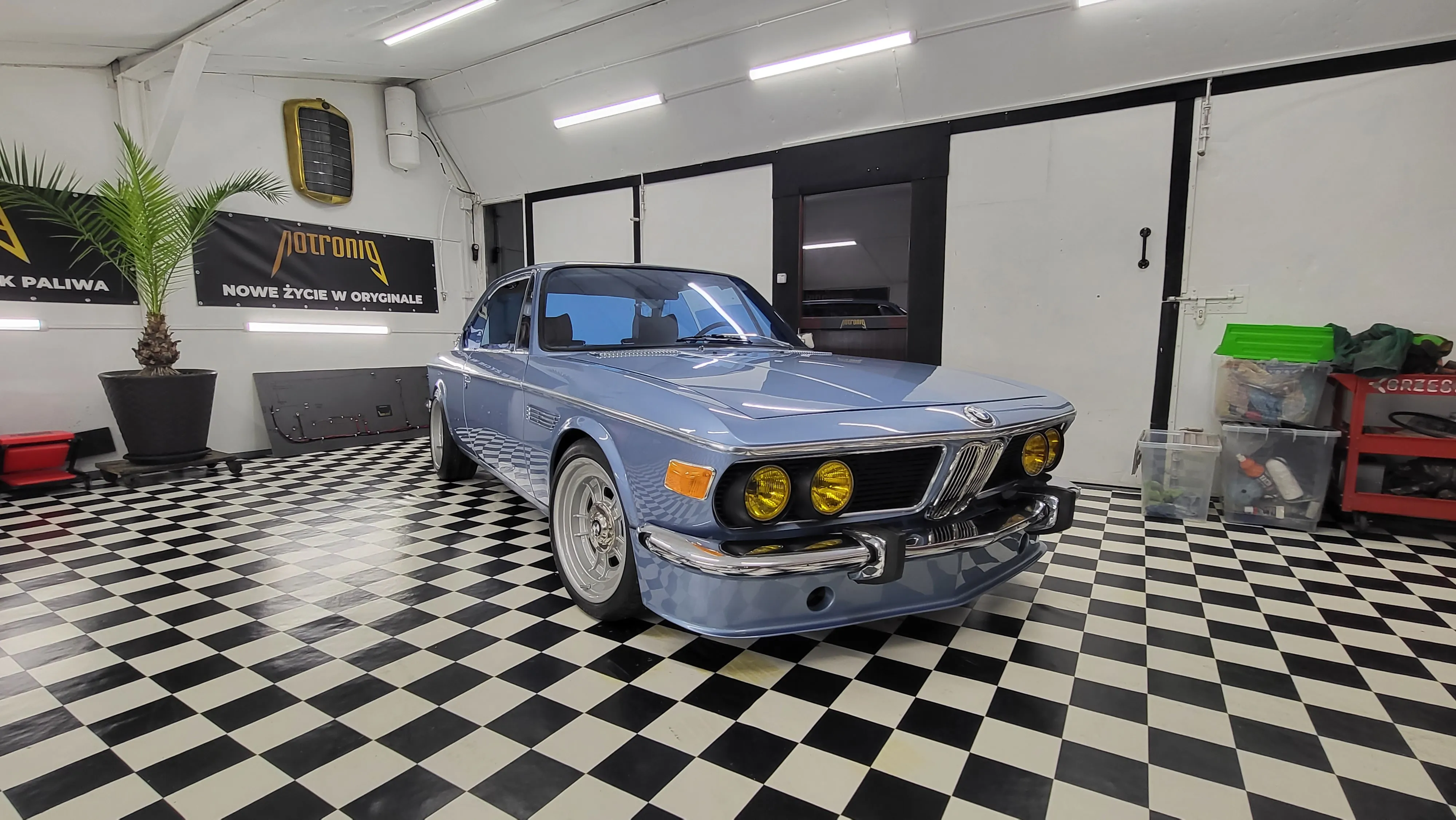 BMW E9 3.0 CS w warsztacie NotroniG